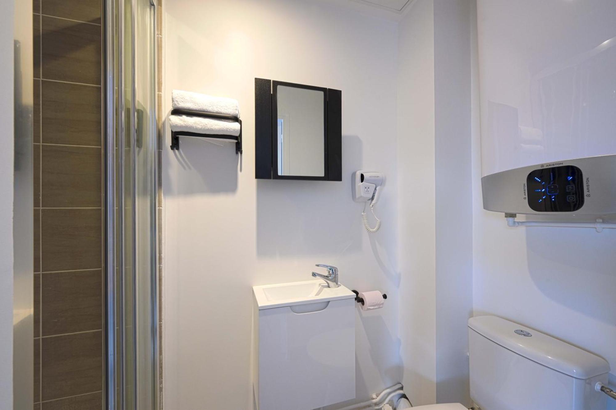 Modern Bright Apartment In Appart'Hotel Saint-Maur-des-Fossés Exterior foto